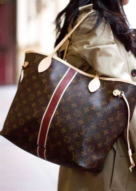 louis vuitton bags street style